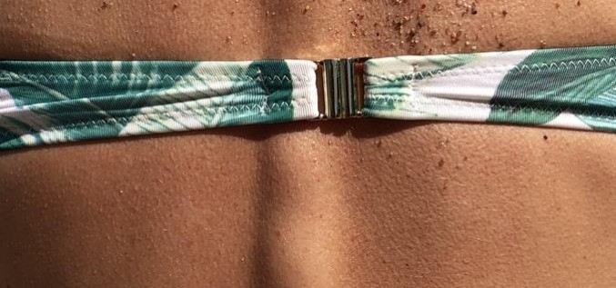 Vai ir atšķirība starp sauļošanos solārijā un sauļošanos saulē? Kā pasargāt ādu?