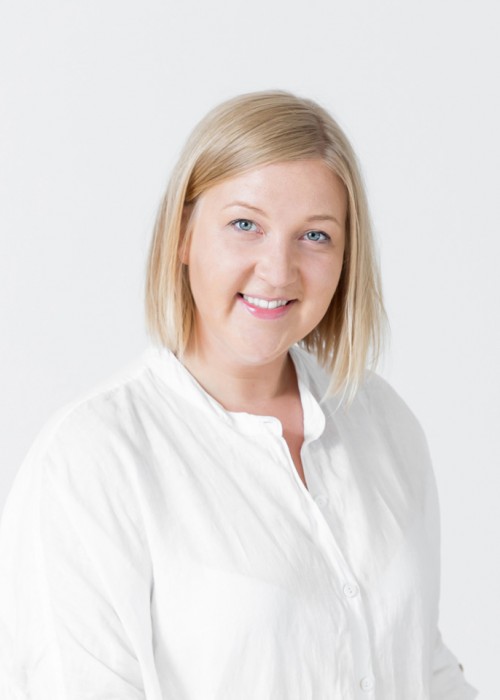 Elīna Ozola-Martina